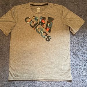 Adidas shirt - kids XL - stretchy Dry-fit fabric